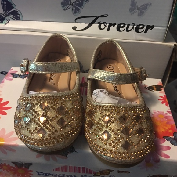 Little Girls Dress Shoes - Picture 4 of 4